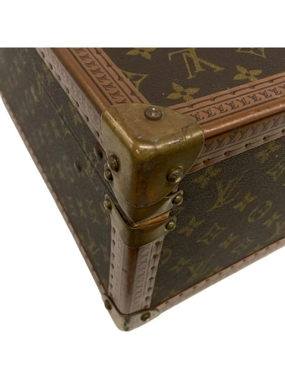 Louis Vuitton Trunk Case Monogram Bisten 60
